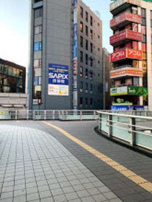 アクセス